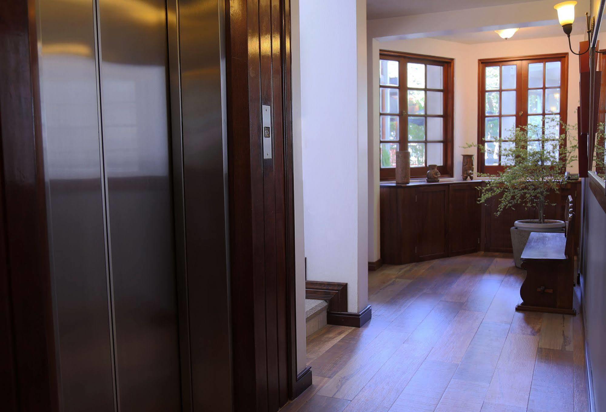 Hotel Residencia Del Sol Guatemalaváros Kültér fotó