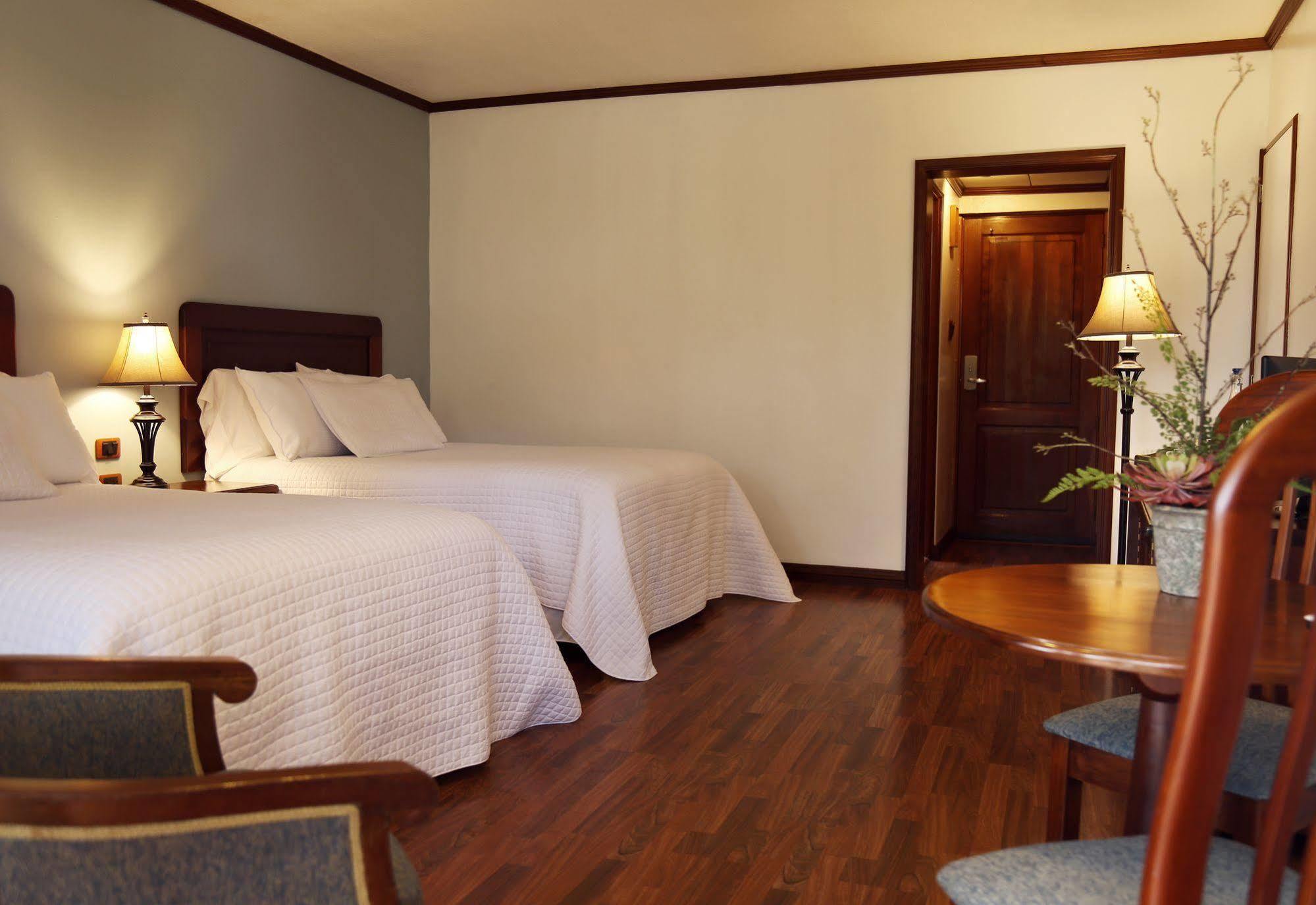 Hotel Residencia Del Sol Guatemalaváros Kültér fotó